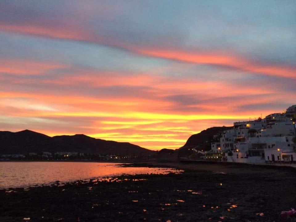 Poril Apartment Gran Tarajal Bagian luar foto
